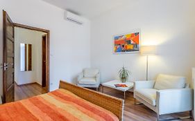 Central Avenue Apartment